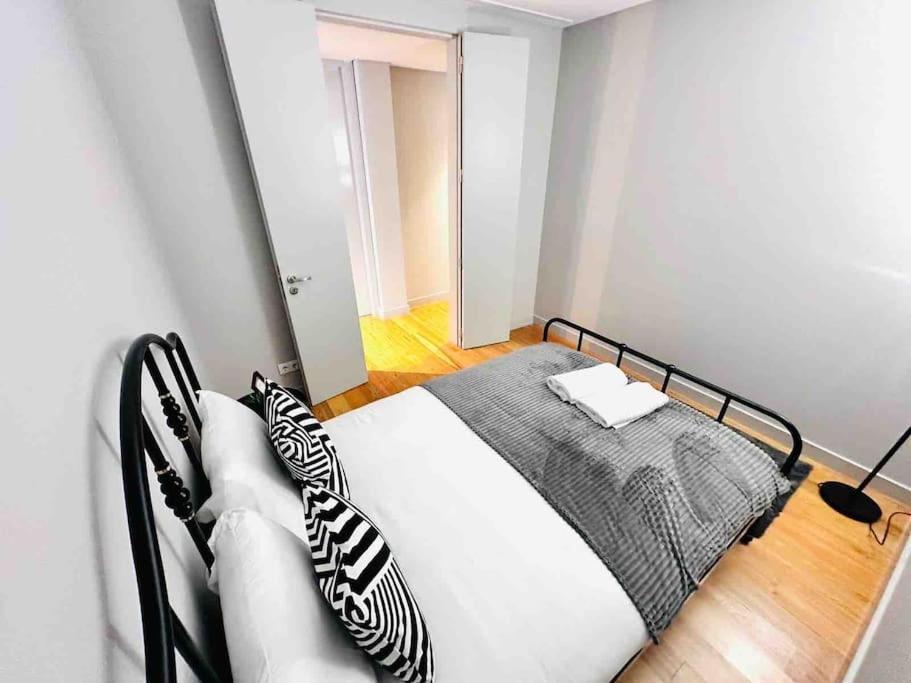 Lisbon Marques De Pombal Top Flat Great Locations City Center B Exterior foto