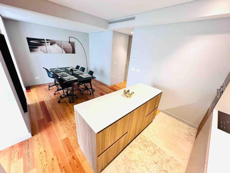 Lisbon Marques De Pombal Top Flat Great Locations City Center B Exterior foto