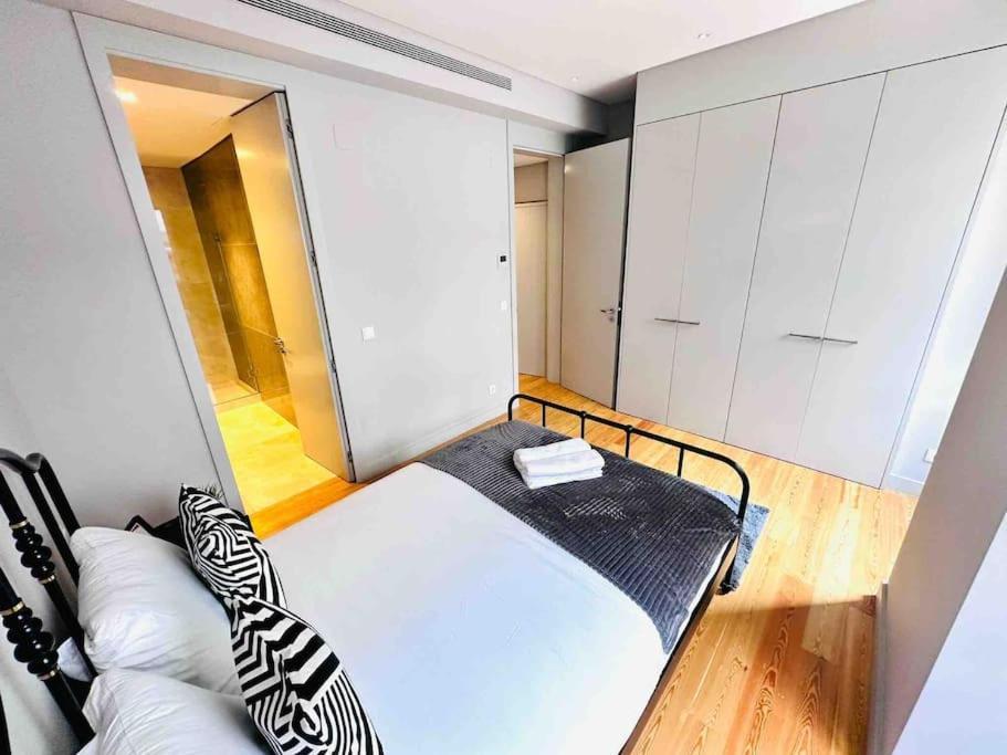 Lisbon Marques De Pombal Top Flat Great Locations City Center B Exterior foto