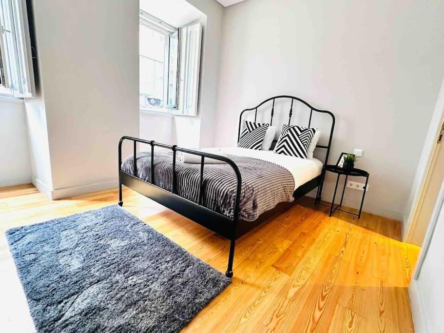 Lisbon Marques De Pombal Top Flat Great Locations City Center B Exterior foto
